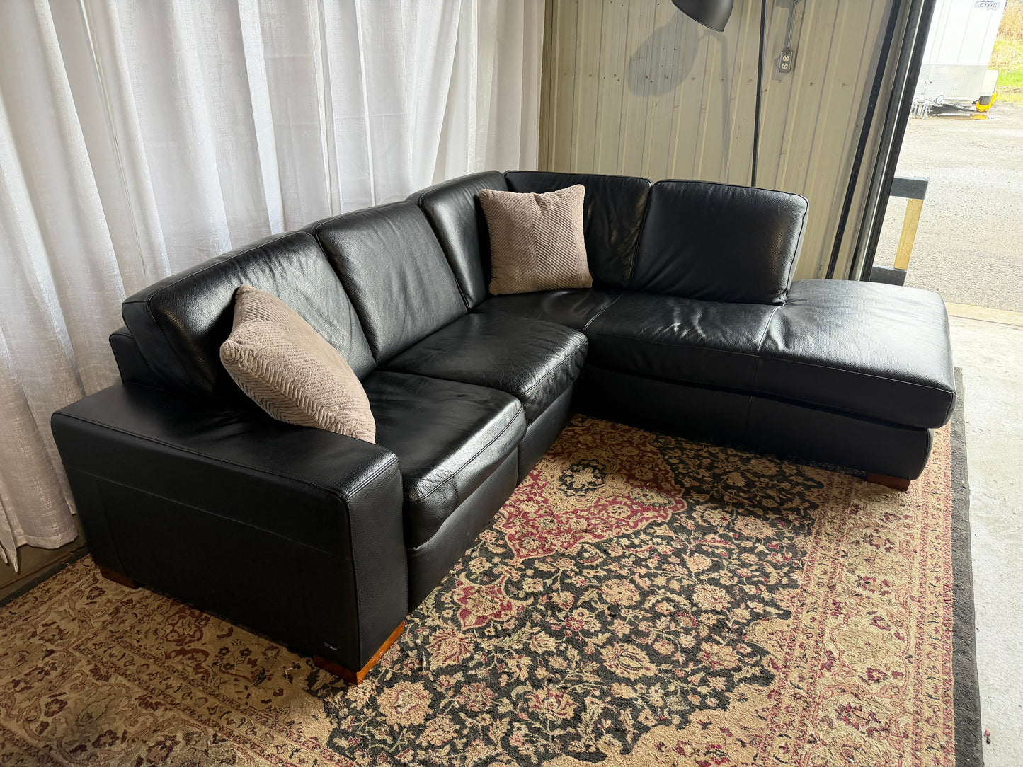 Sectionnel Natuzzi en Cuir Véritable Noir