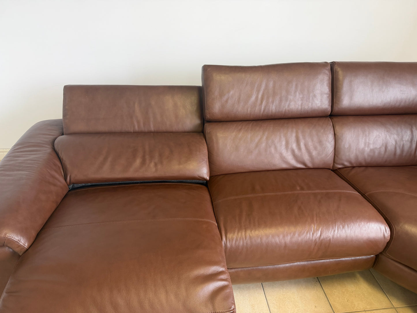 Sectionnel Électrique en Cuir Véritable Brun