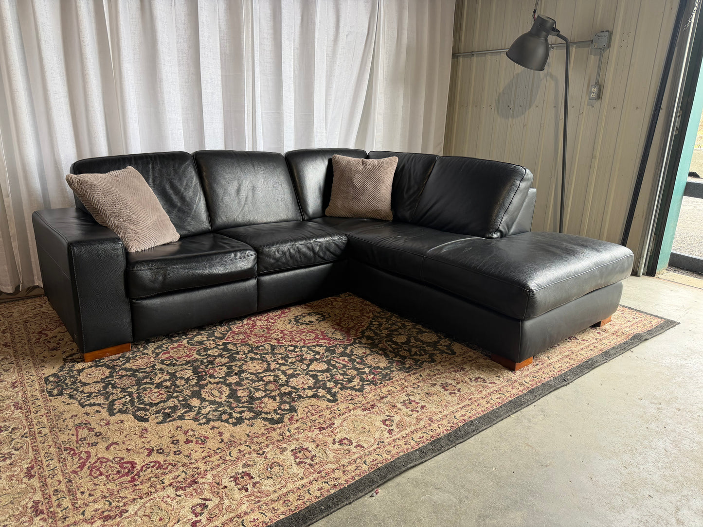 Sectionnel Natuzzi en Cuir Véritable Noir
