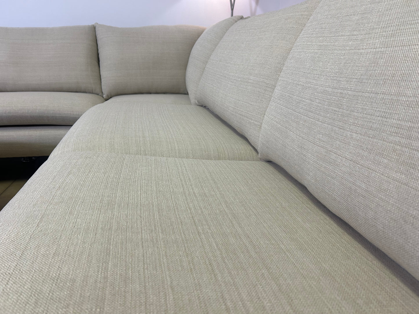 Anders Sectional Sofa in Beige Fabric